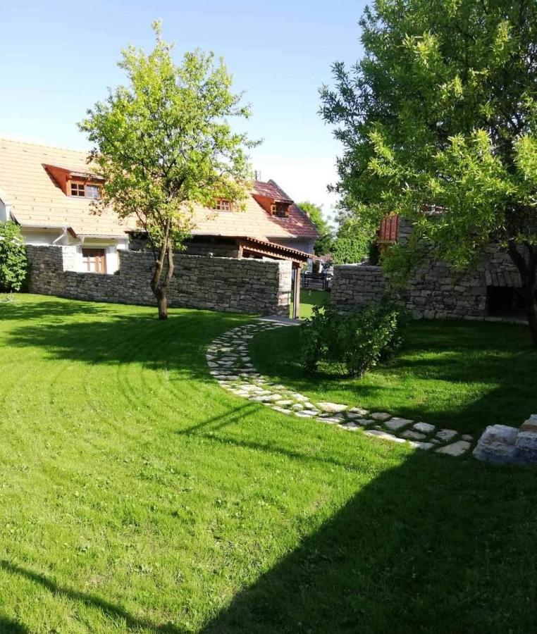 Hotel Aracsi Vendeghaz Balatonfüred Exterior foto